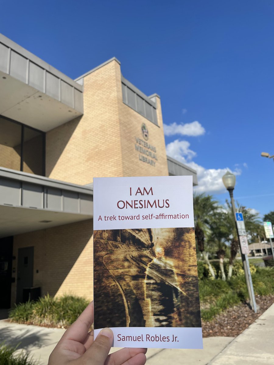 SamuelRoblesJr's tweet photo. Just dropped off my book #iamonesimus at @OsceolaLibrary to be catalogued. Proud to be a local artist/author. #authorpreneur #lakenona #bookstagram #goodreads https://t.co/mhXEqZcAJy