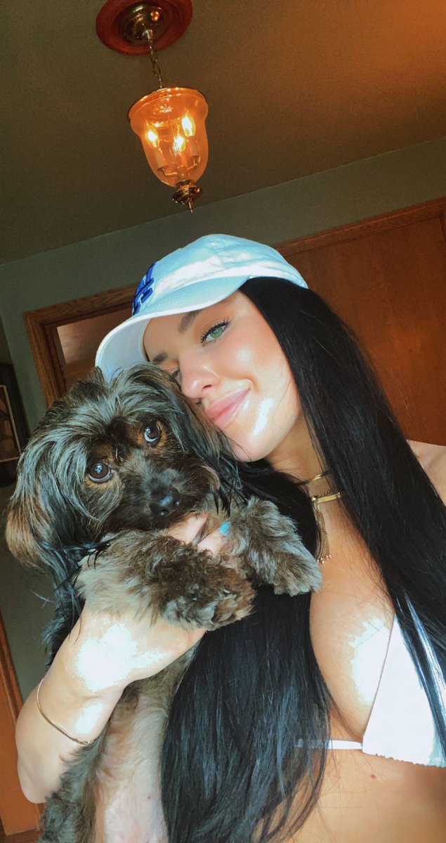 TiaBatess's tweet photo. @ashleyvskeen Twin babies 😻 https://t.co/RJRoZirwC1