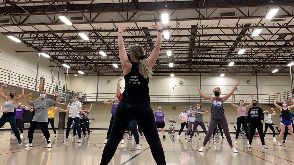 KStateRec's tweet photo. Join us Sunday, Oct. 24 at 6 p.m. to get your heart rate up at our Cardio Dance Party! We're raising awareness for breast cancer at this event, so wear pink if you would like! Dance Party is located in Studio 2 ππ #recservices #kstate https://t.co/b5Pt0y1v3z