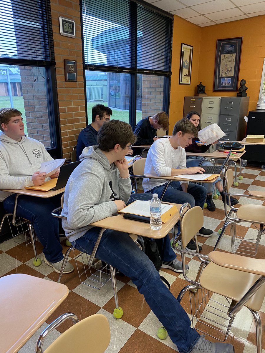 BlakeWJones's tweet photo. Yesterday was the character reveal for @DCcougarnation @APHistPhil dual enrollment U.S. History class to prepare for our Frederick Douglass @ReactingTTPast game. Students will analyze primary sources and debate each other (in character). #EPSOweek2021 @DLWeeks83 @DCS_TN https://t.co/CEB1DeeNNt