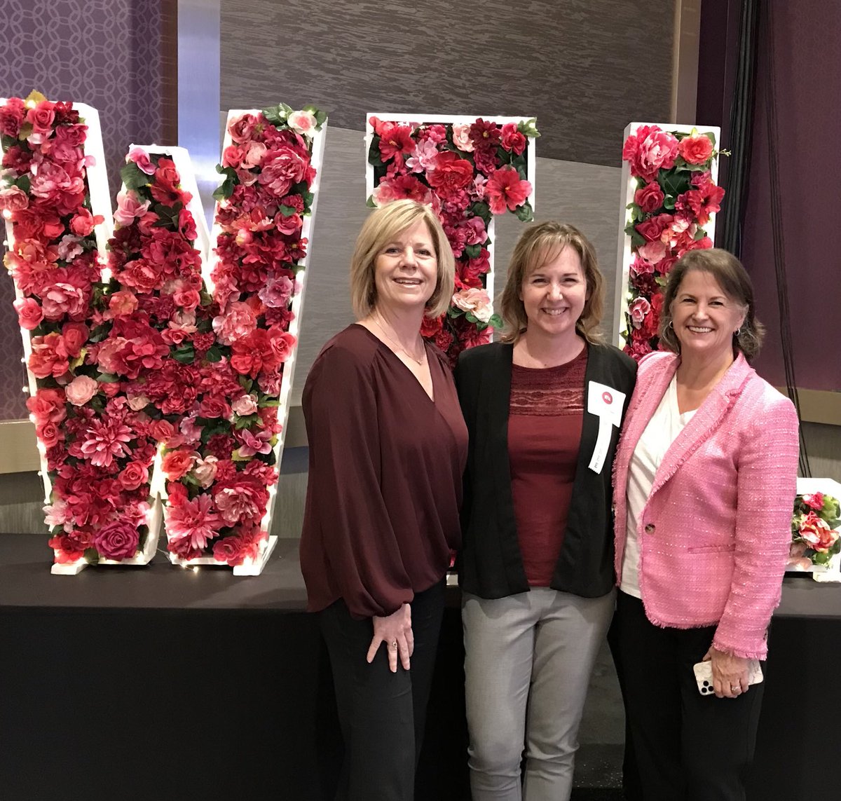 Congrats ⁦<a href="/lauraewhitaker/">Laura Whitaker</a>⁩ on your Women in Leadership recognition! GUHSD is so proud of you❤️