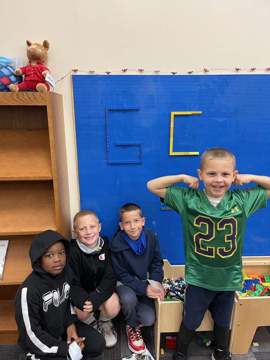 WestonReads's tweet photo. Let’s go GC! @GCCougars https://t.co/2GKJNFpsIu
