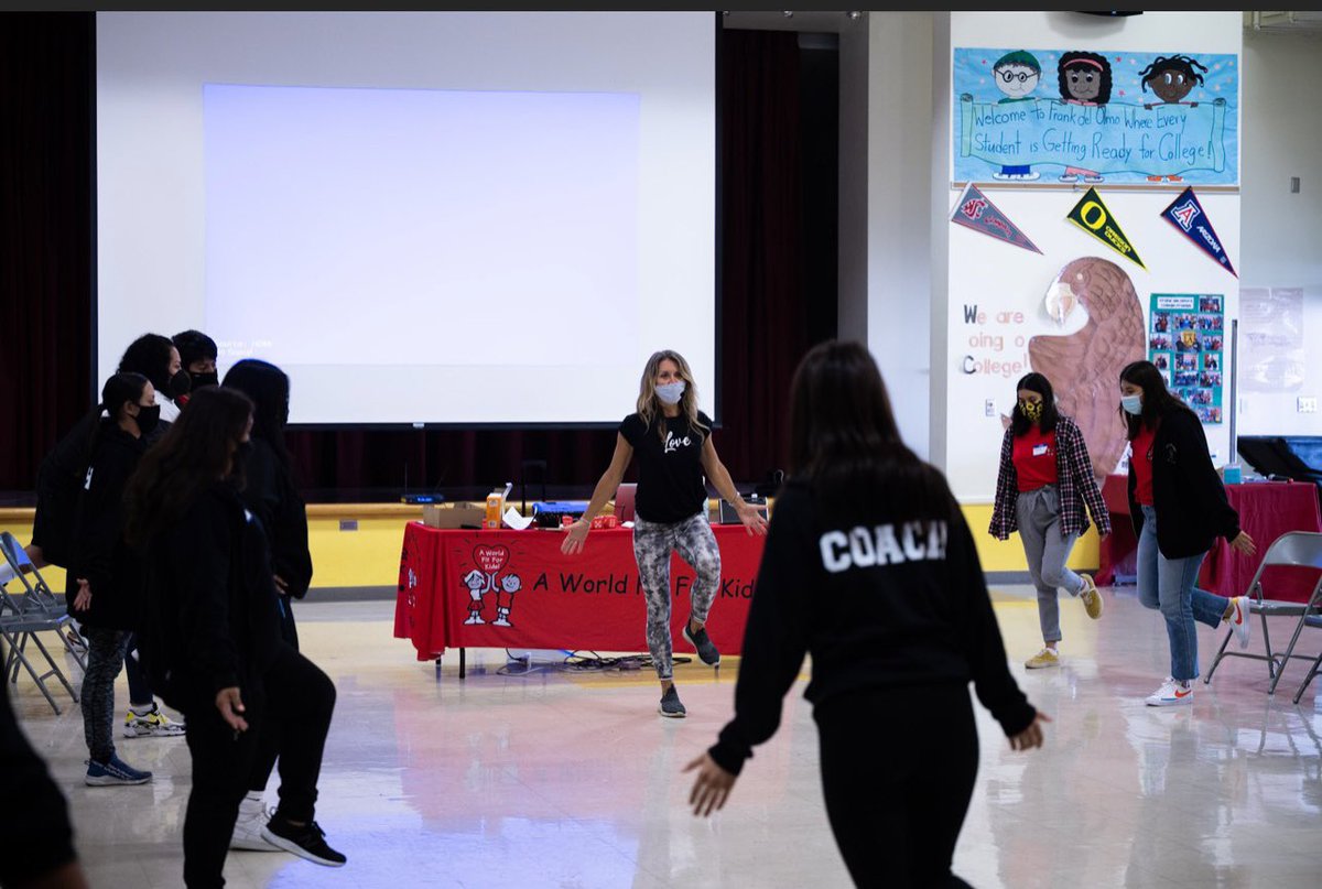 WorldFitForKids's tweet photo. With training, practicing and doing, A World Fit For Kids! is ready to prepare young people for fit and fulfilling lives! Join us and find your fit❤️
.
.
.
#findyourfitfriday #wfit #afterschool #nonprofit #nutrition #health #physicalactivity #healthylifestyle https://t.co/M5d5T16Xu0