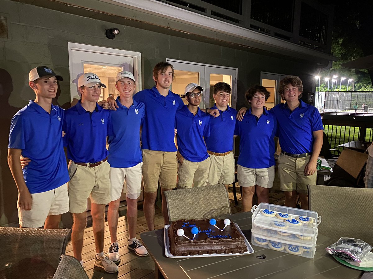 JScottWebb's tweet photo. Tonight we’ll celebrate our Seniors - the heart of Wyoming Boys Golf. Proud of the leadership these gentlemen have shown throughout their Wyoming athletic careers. Enjoy Senior Night and thank you to the players and parents for your dedication! https://t.co/M0SfDLAKMZ