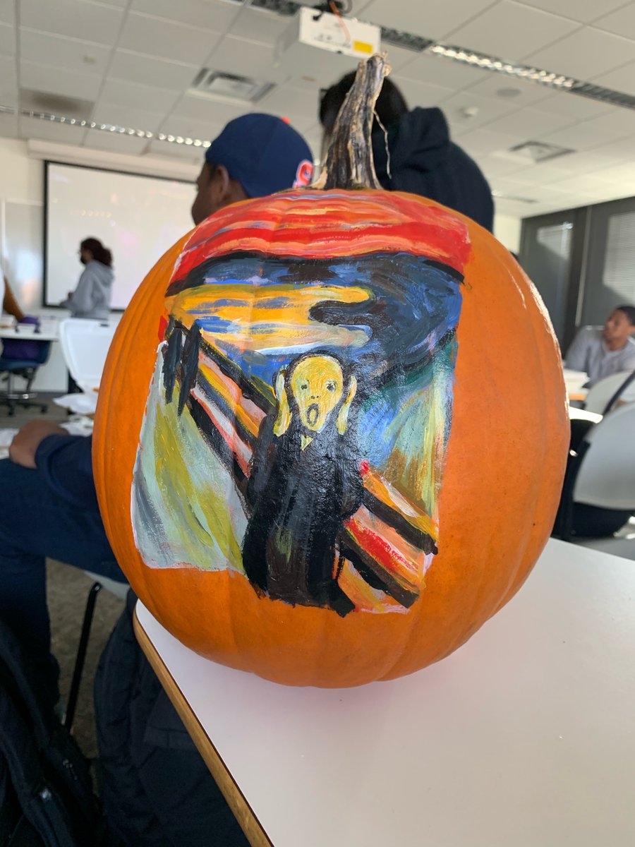 SYR_OMA's tweet photo. A few highlights from FullCircle's Pumpkin Painting  Destress event! We wish you all good luck during this midterm season and be sure to find time to relax! 😴🧡 https://t.co/RzmzjYqWVz