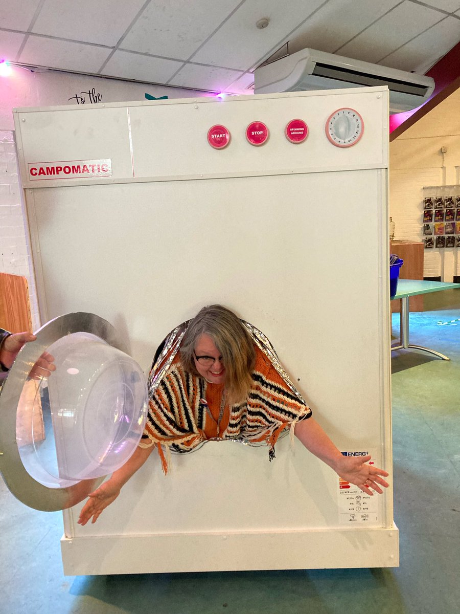 One of the things I love about my job is that I get to be involved in some incredible projects. Today my task was roadie for the disco washing machine #walkwithAmal