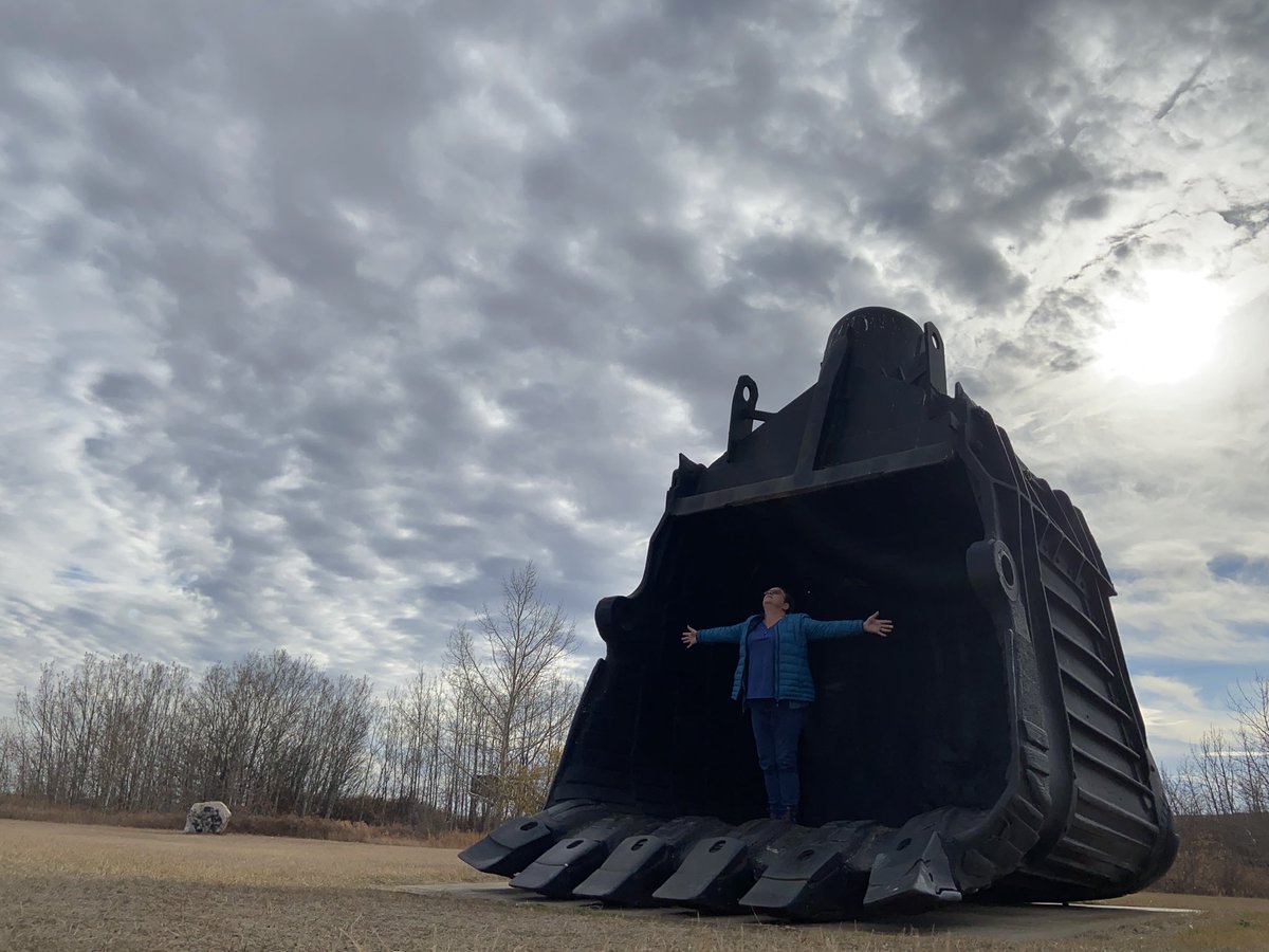 andreajbilodeau's tweet photo. I picked an alternate path today and I stopped to see the sights. #diplomatmineinterpretivesite #windfarm https://t.co/0OG21a92wZ