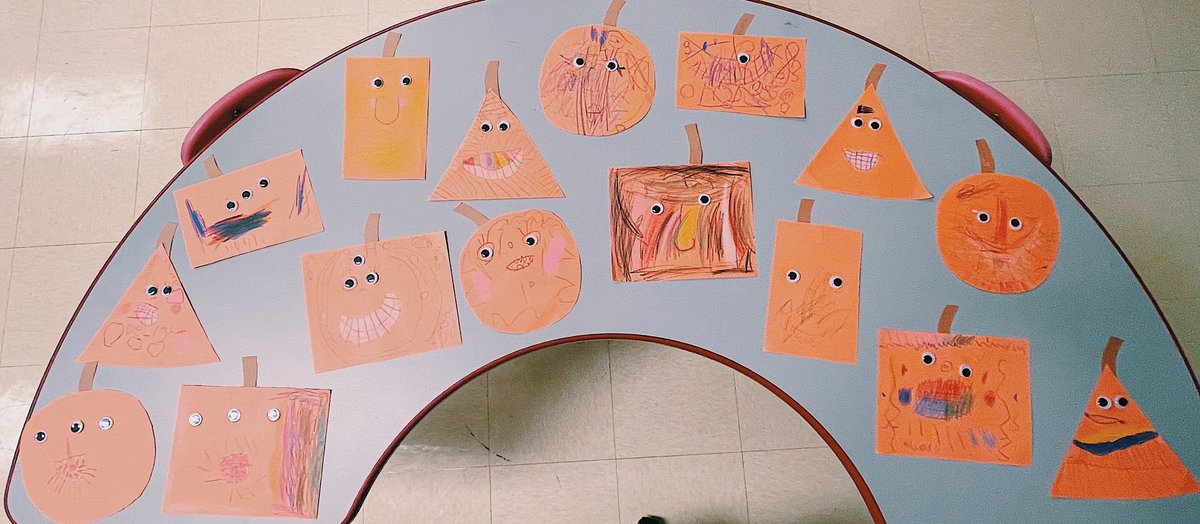 FTSD_Johnson's tweet photo. After reading Spookley the Square Pumpkin as well as different non-fiction books about pumpkins and learning about shapes in math, my Ss worked hard to create their very own shape pumpkin patch! What a fun way to end the week! @HTSD_Wilson @MayreniFermin https://t.co/FZVfV03yYg