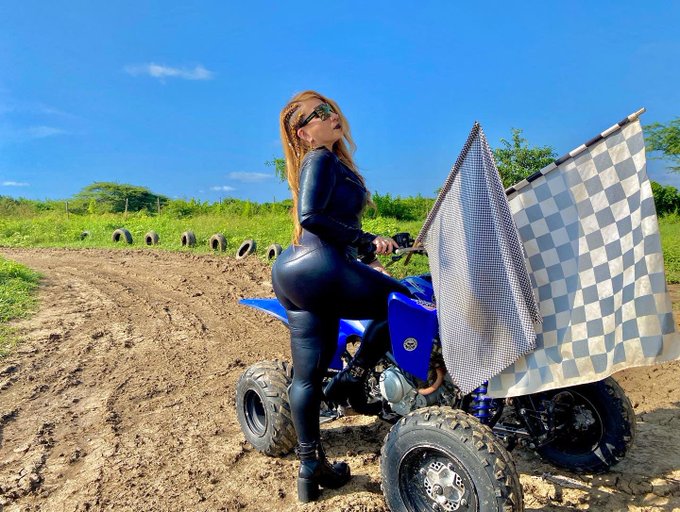 Watch Karla Alarcon 🔥's leaked NSFW photo on TwXstars