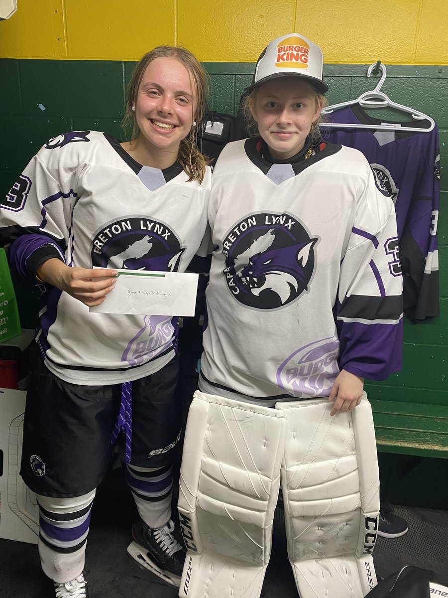 Lynx take their first game at Sobeys Cup vs <a href="/BusseyPenguins/">Bussey Penguins</a> 4-1. Player of the game was Claire LeBlanc and Burger King Whopper Warrior of the game was Anna MacNeil! Lynx take on @U18AAAReds at 12:30pm tomorrow.