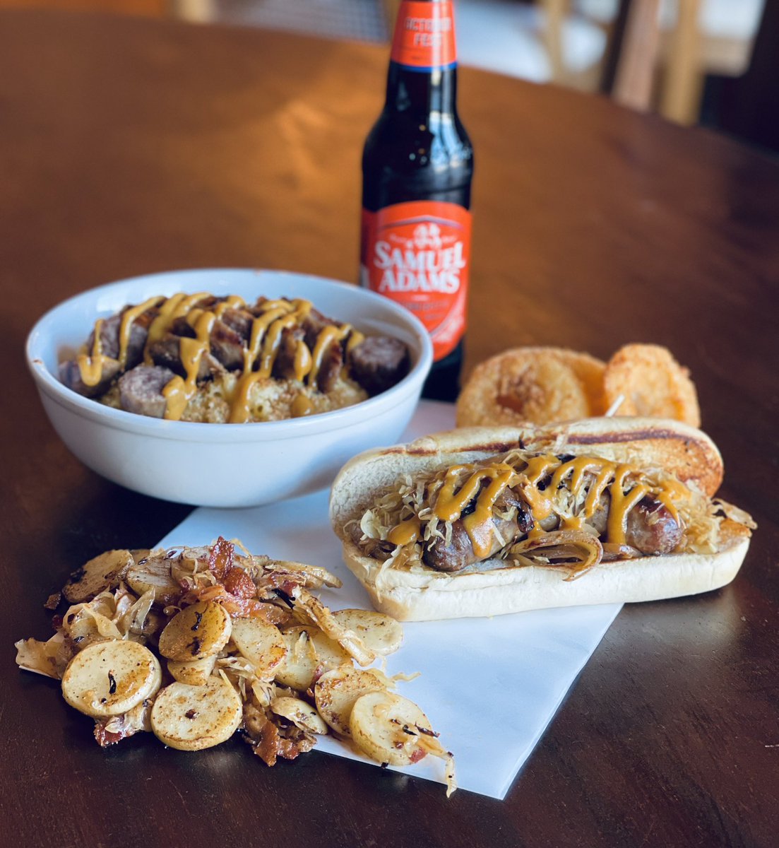 KStateJPs's tweet photo. Celebrate #Oktoberfest with us! The menu will run from Monday, October 25, through Saturday, October 30. 
•Schnitzel Sandwich 
•Beer-Braised Bratwurst 
•Oktoberfest Beef Burger
•Bratwurst Mac+Cheese
And More! 
#Oktoberfest #KStateJPs https://t.co/04OTOSCaJM