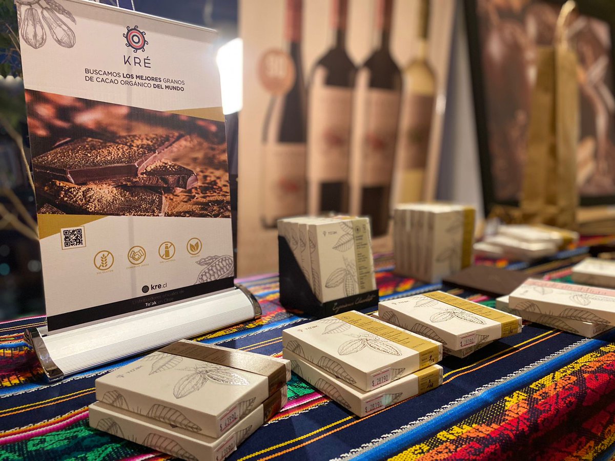 Embajada del Ecuador en Chile tweet media