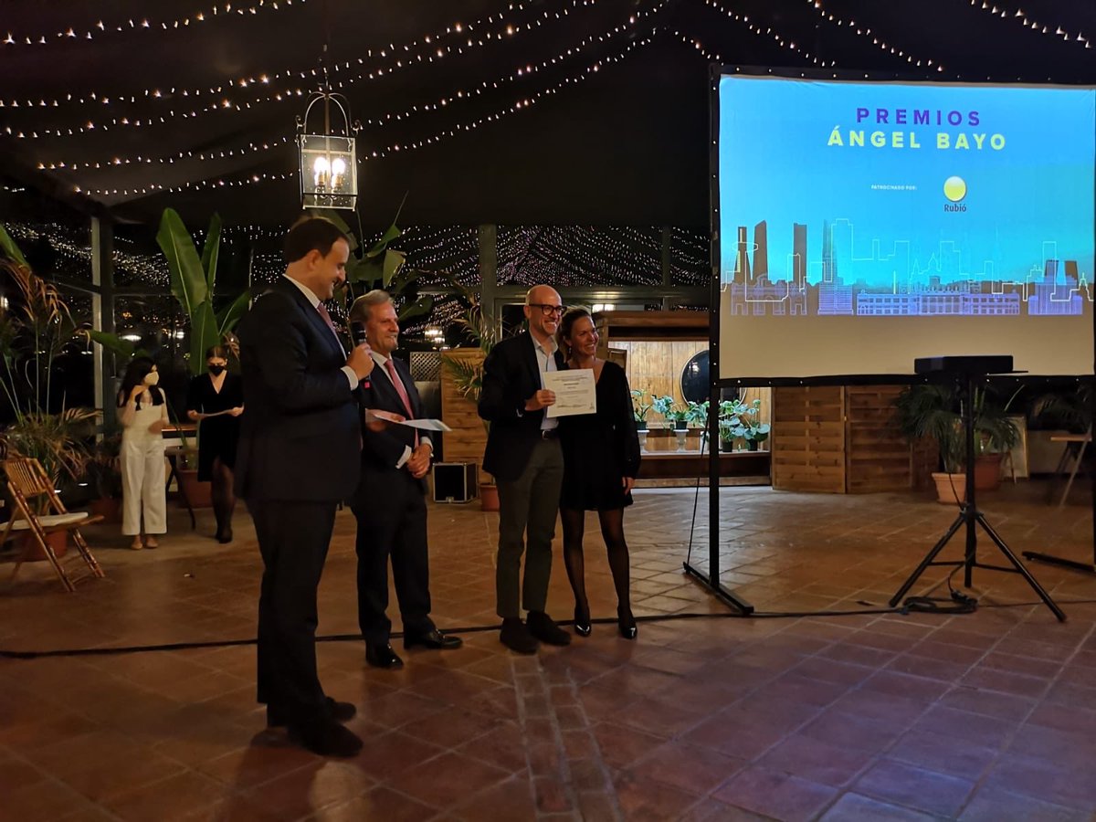 Sátur Luján tweet media