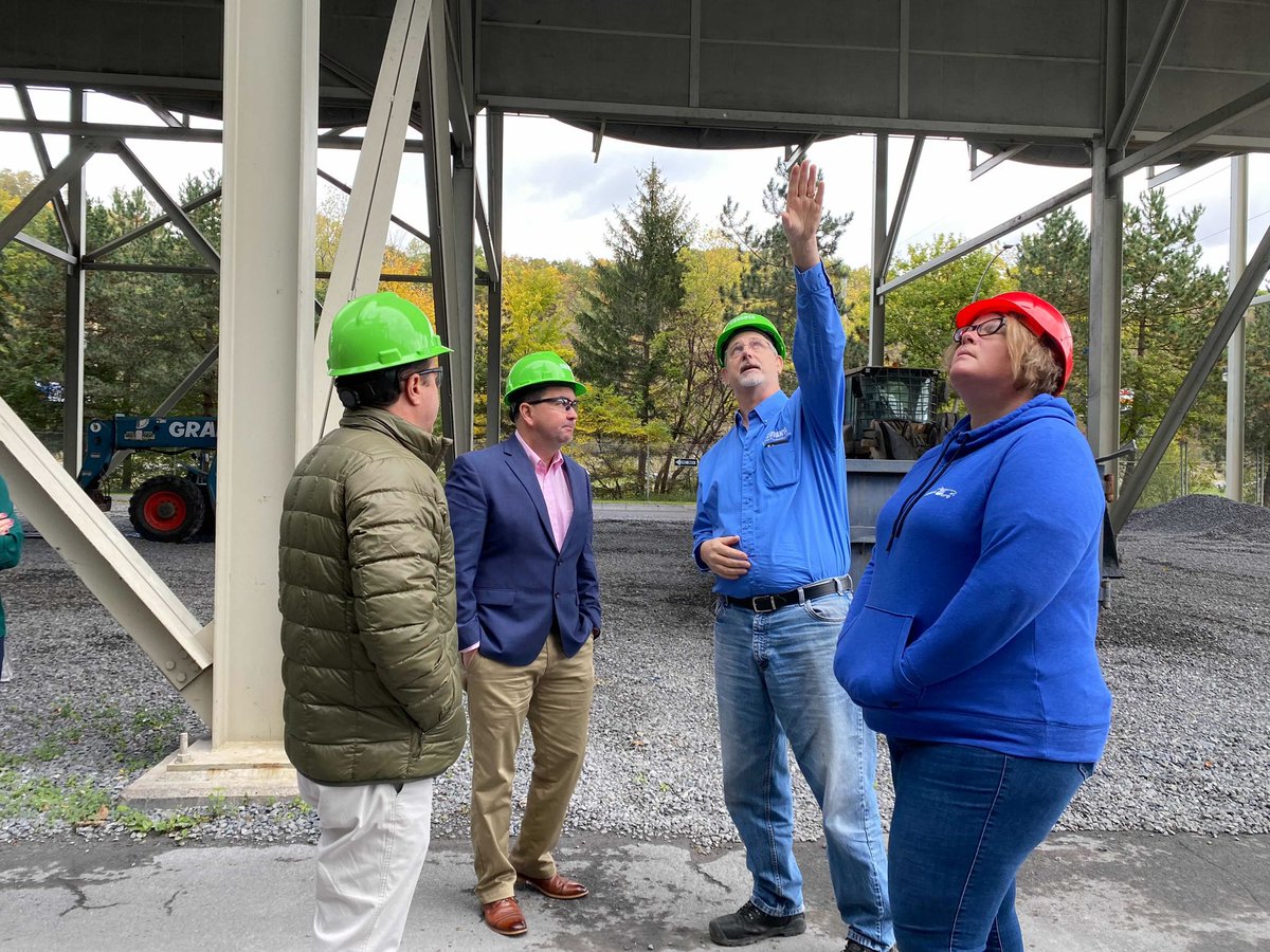 JohnMannionNY22's tweet photo. I toured the waste-to-energy plant Covanta, itβs important to see alternative energy methods & ways to repurpose waste. I appreciate the team for showing me around & for letting me try out their claw machine (no prizes in sight besides greener energy!) https://t.co/jb5S28h9jL
