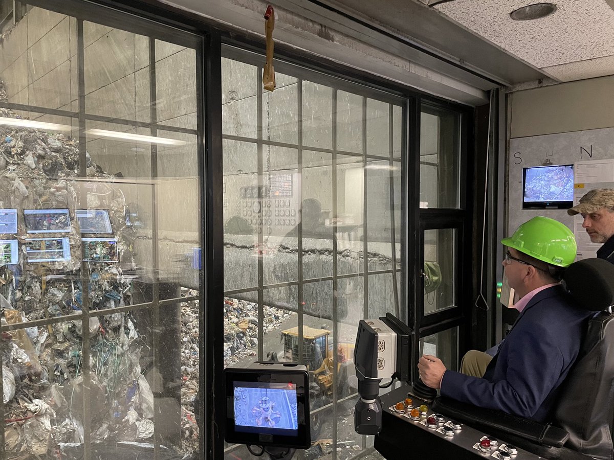 JohnMannionNY22's tweet photo. I toured the waste-to-energy plant Covanta, itβs important to see alternative energy methods & ways to repurpose waste. I appreciate the team for showing me around & for letting me try out their claw machine (no prizes in sight besides greener energy!) https://t.co/jb5S28h9jL