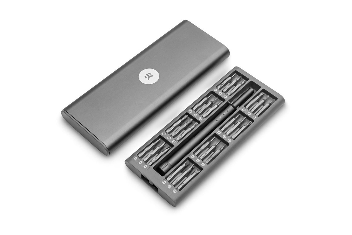 EnviousMods's tweet photo. I can't believe @EKWaterBlocks makes this epic PC Tool Kit!
I'm ordering one; how about you?
#ekwaterblocks #ekwb #tools #pctools #enviousmods #beenvied https://t.co/FTWu38ybHv