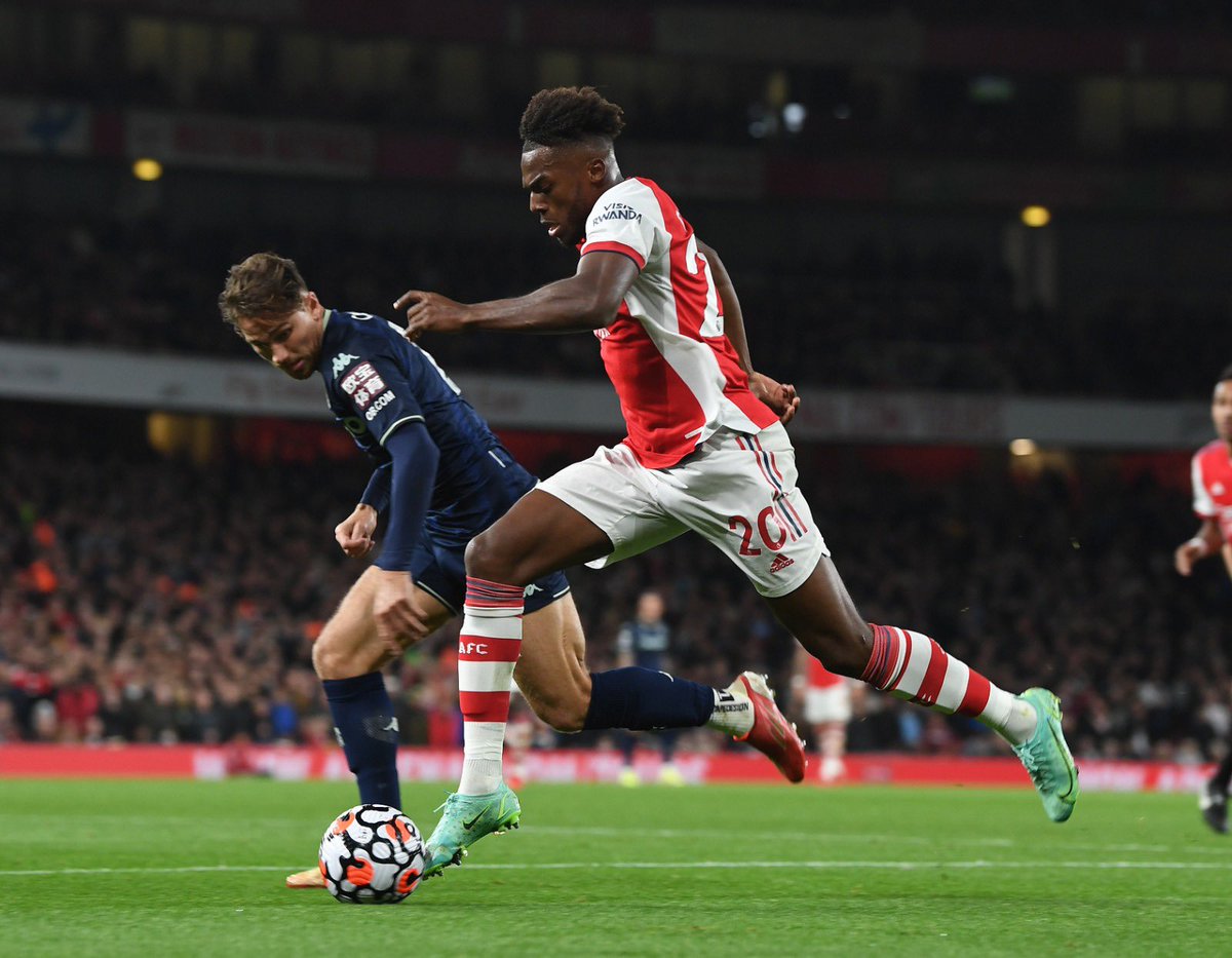 Nuno Tavares tweet media