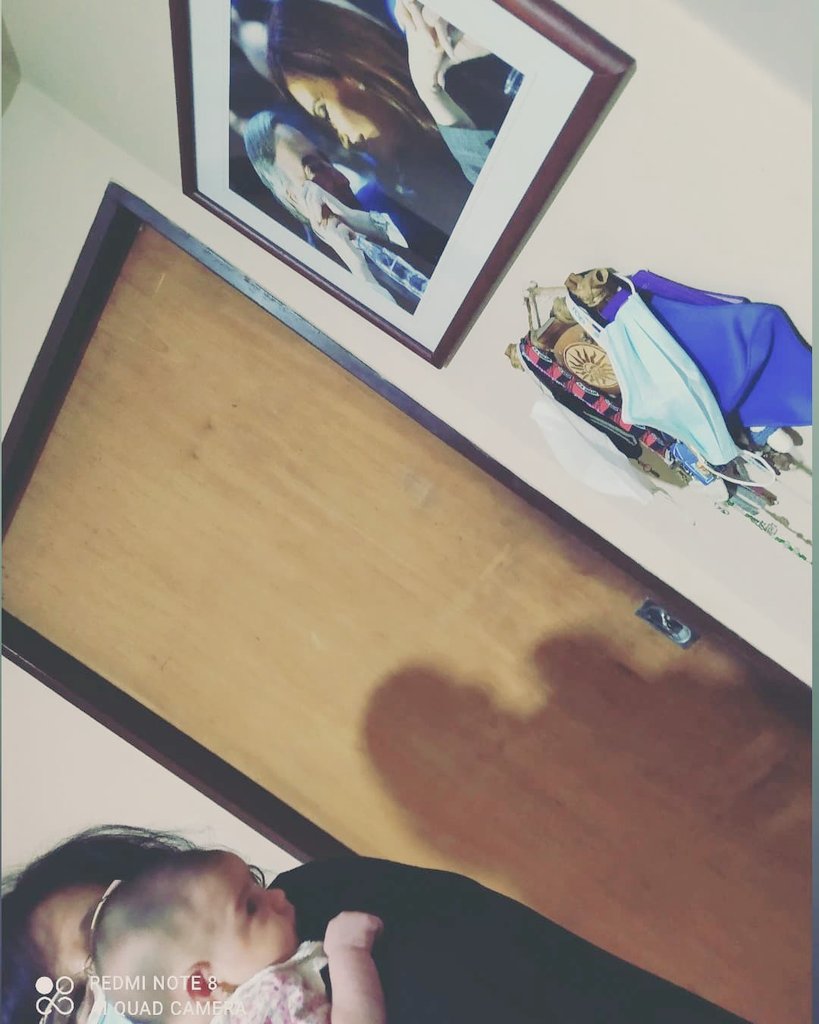 vickysilva18's tweet photo. Me contaron que en la casa de mis abuelxs, donde nació mi mamá, había una foto de Perón en la cocina... Hoy descubrí que en la mía hay una de Néstor y @CFKArgentina ❤️✌🏼 https://t.co/lCrYHRjoeF