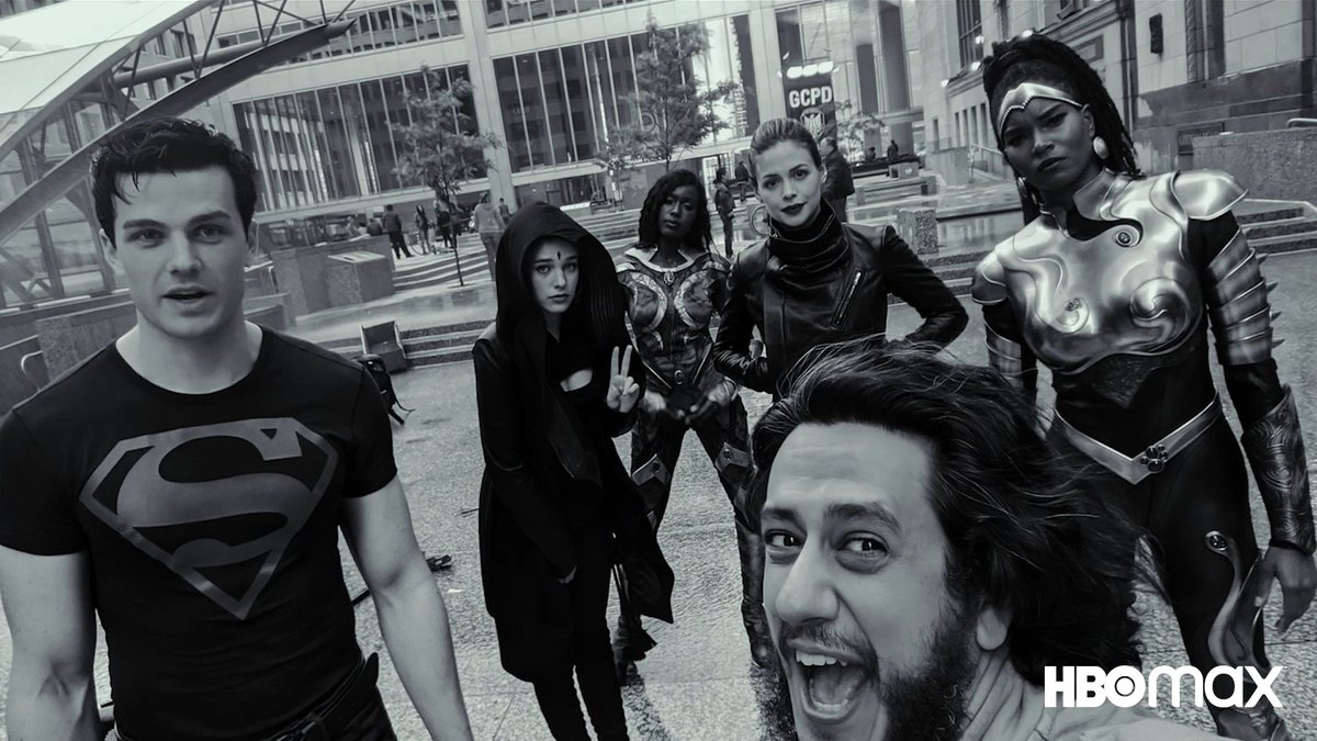 DC Titans tweet media