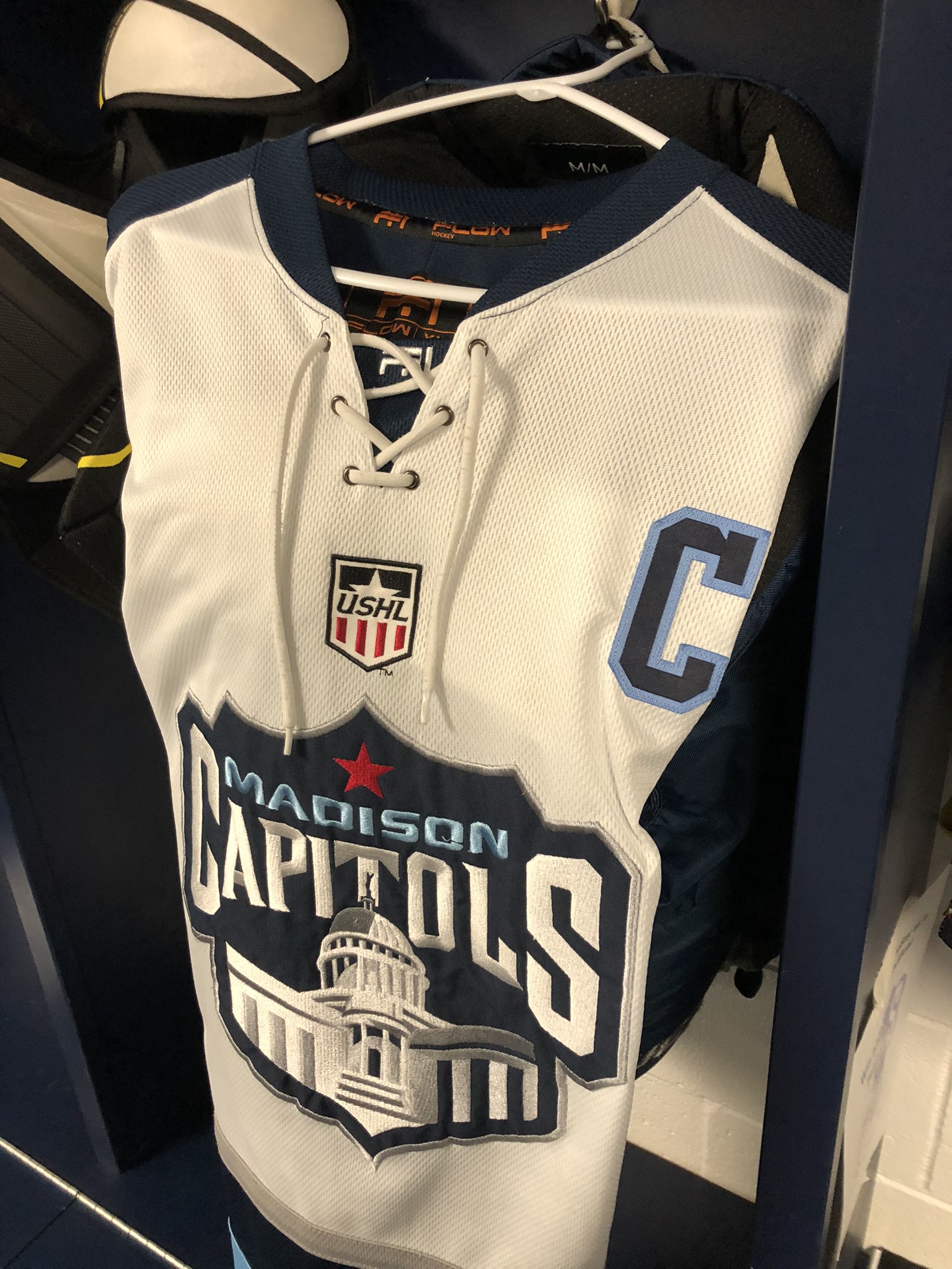 X에서 Madison Capitols 님 : Locker room is set before tonight's