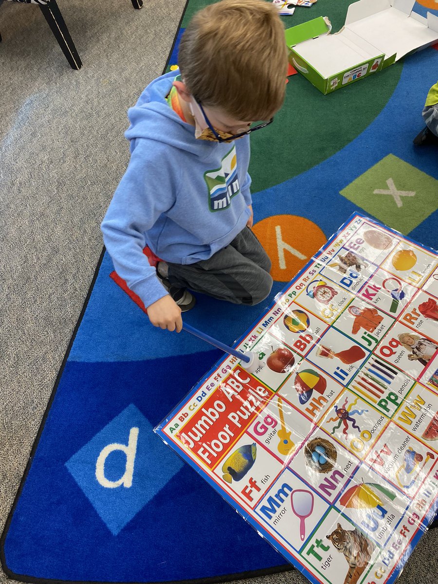 Kellyarmfelt's tweet photo. Exploring letters and words in authentic ways on FriYAY! #waleday #wordwizards #letterlovers https://t.co/IElpRurHMC