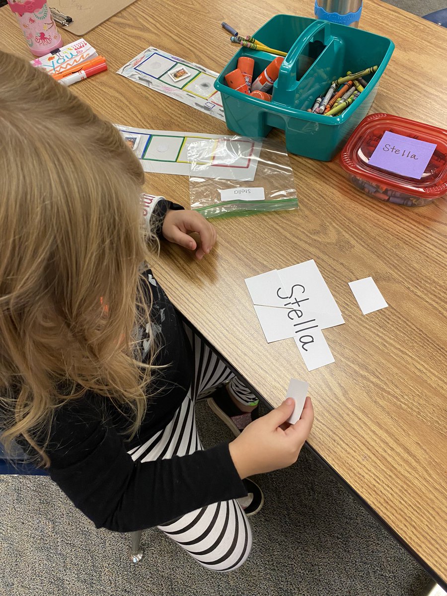 Kellyarmfelt's tweet photo. Exploring letters and words in authentic ways on FriYAY! #waleday #wordwizards #letterlovers https://t.co/IElpRurHMC