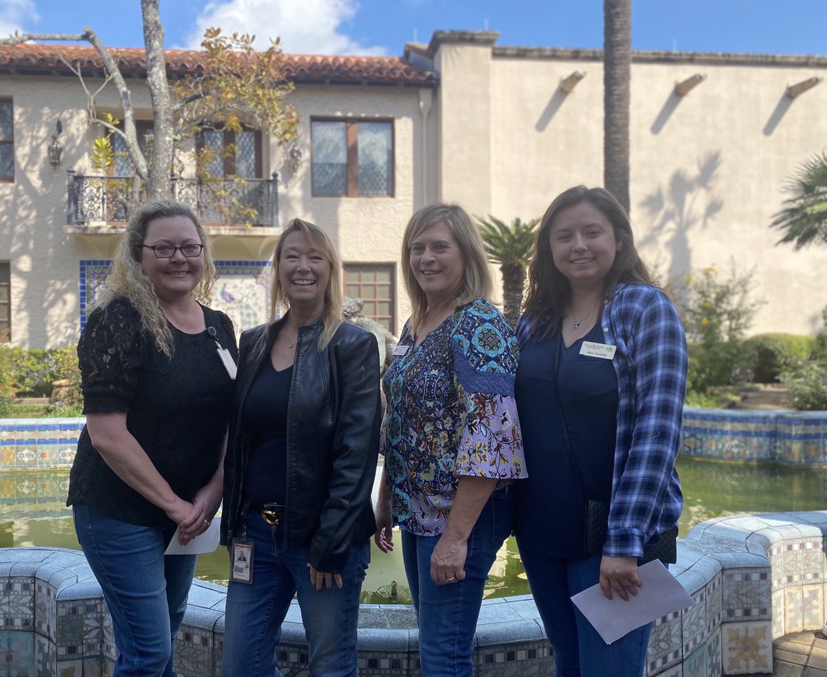 CHS_Deatherage's tweet image. Awesome field trip! The learning continues. Students will upload their favorite art piece so we can discuss it.  #ComalFineArts #learninginperson #McNay ⁦@CHSJOURNALISM1⁩ @DavissonDustin⁩ ⁦⁦@MrsWoodrom⁩ ⁦⁦@Supt_comalisd⁩