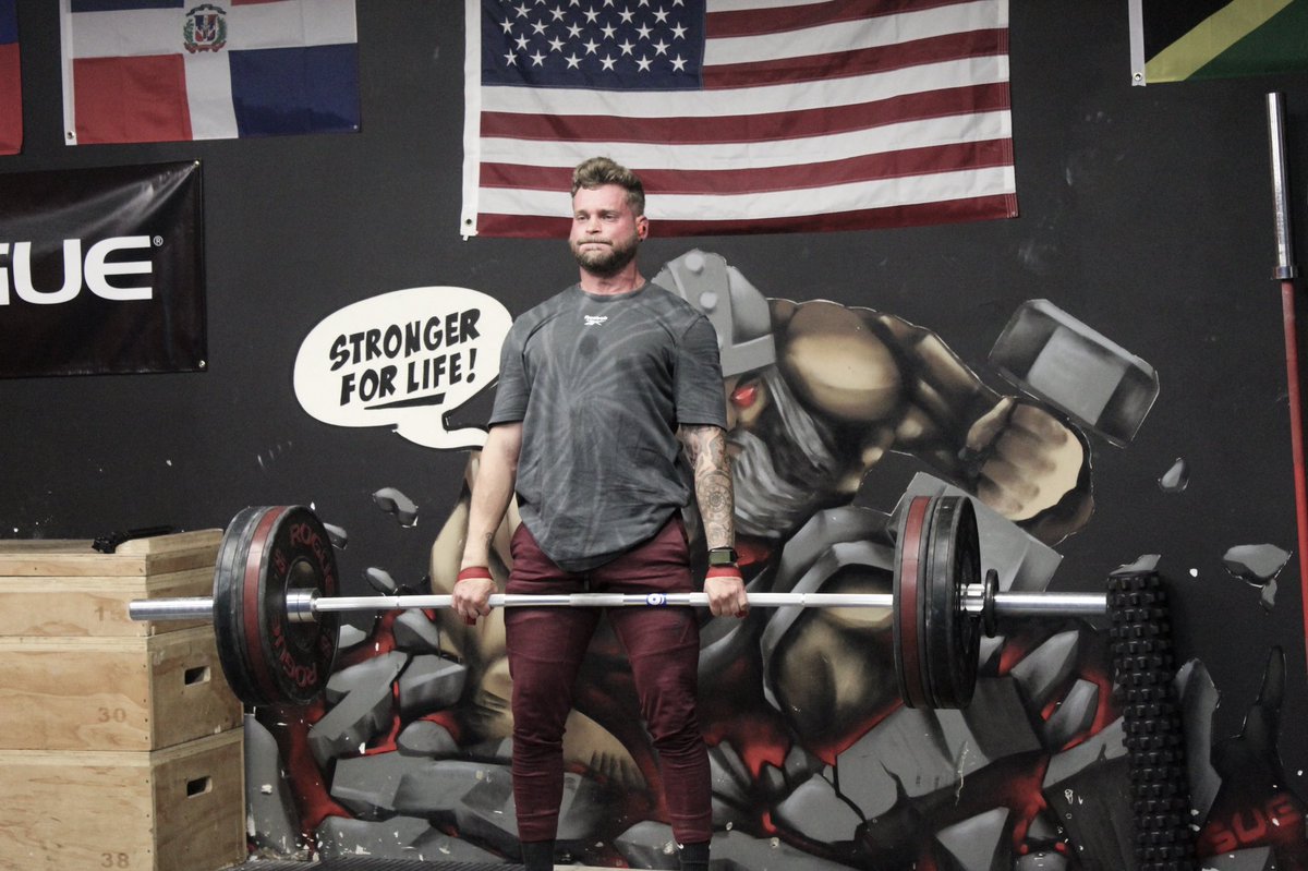 creativebeam's tweet photo. “Push harder than yesterday if you want a different tomorrow.”
📸 🏋️♀️
#photography #photooftheday #photographer #levelupstudio #fitnessmotivation #gym #photos #deadlift #strongerforlife #dumbellworkout #pushyourself #dedication https://t.co/EjrU5xoMqU
