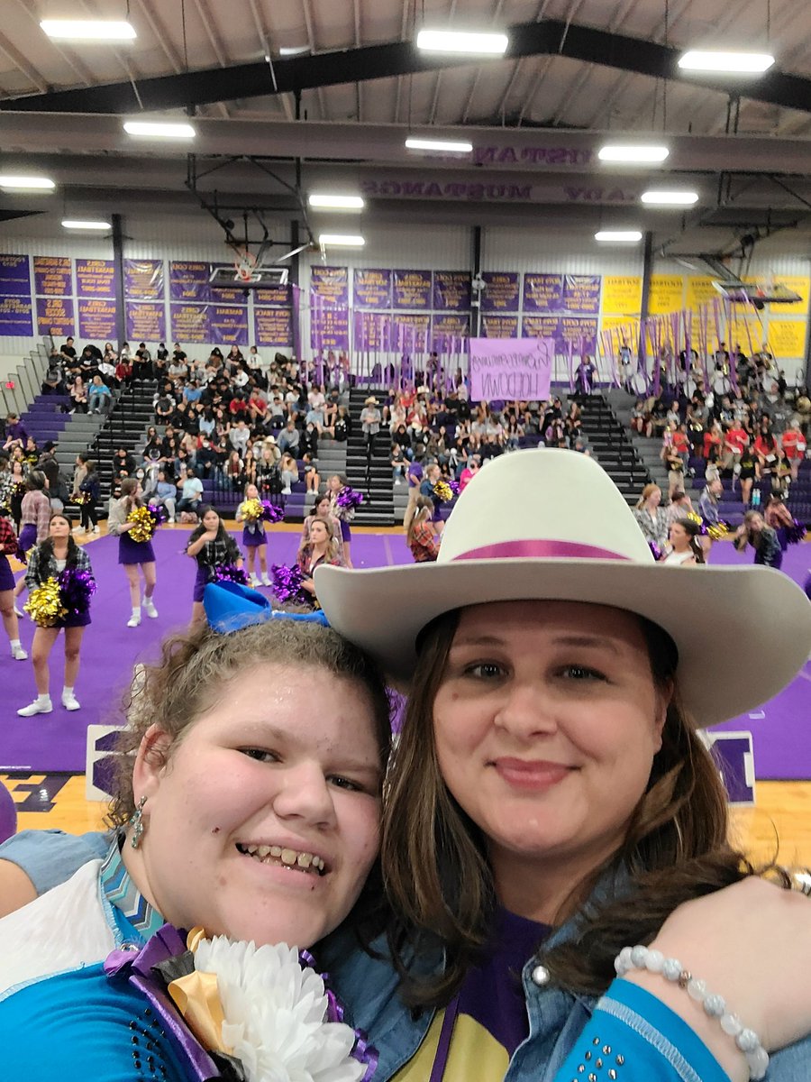 MfhsLife's tweet photo. Homecoming 2021! #MFHS https://t.co/nwU45Q5XUb