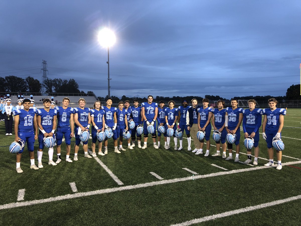 This class is leaving behind big shoes to fill! Couldn’t have asked for a better first group to get to spend 4 years with 💙 <a href="/Berlin_Bears_FB/">Berlin Bears Football</a>