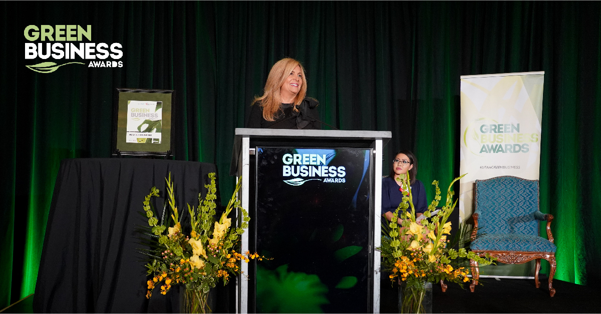 nuskin's tweet photo. #NuSkin is honored to receive a 2021 @UtahBusiness Green Award. Being a #ForceForGood is at the heart of everything we do. 💚 #GreenBusinessAward #sustainability #ForceForGreen #NuSkinGives https://t.co/VqsqVFWQMf