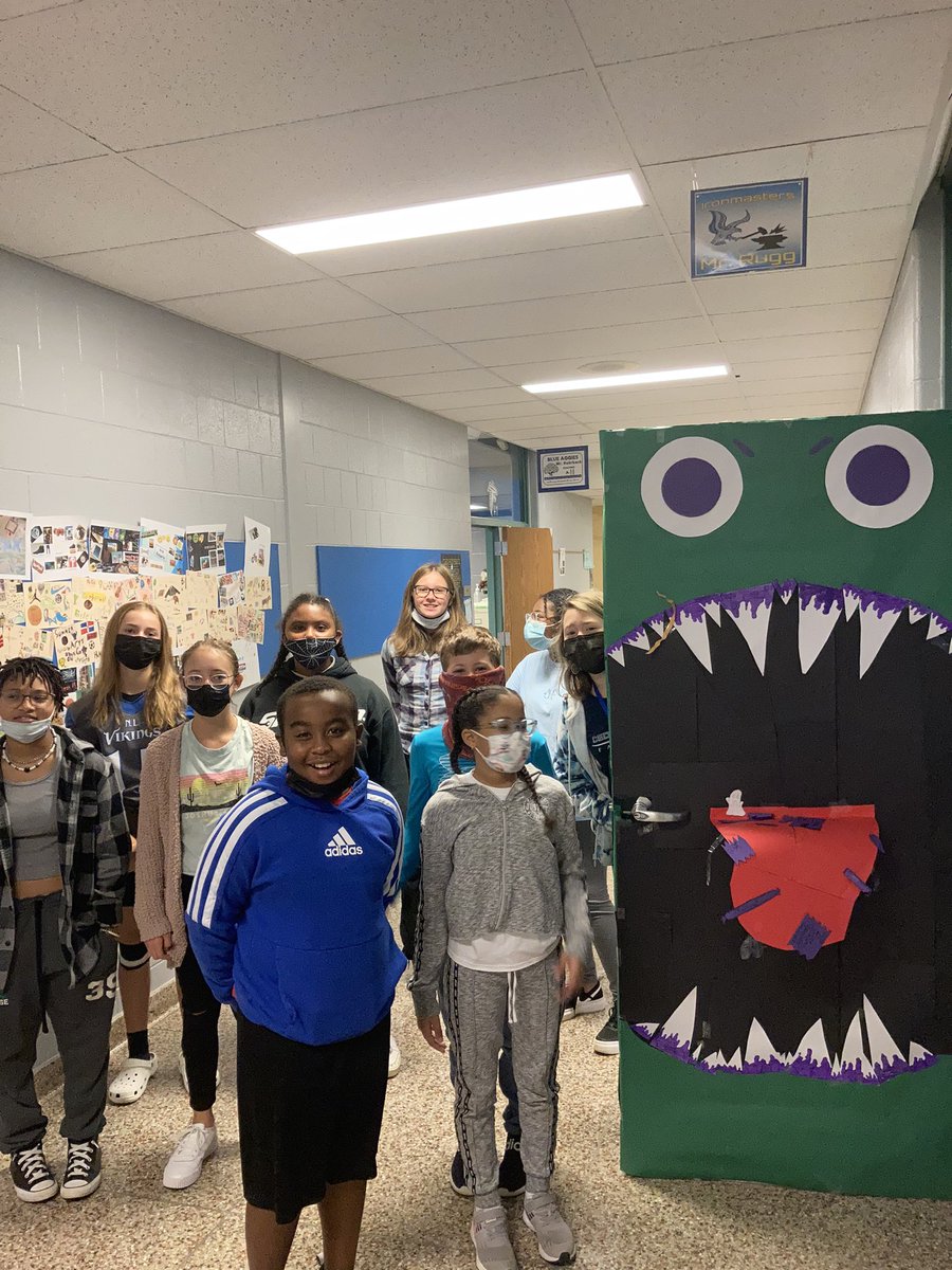 MrRuggCCMS's tweet photo. Weโre building #CommUNITY on @ccmsironmasters by designing, presenting our ideas, voting for the plan, organizing the team to create, and finally implementing our double-sided #FalconSCARE door! #ForgingFriendships https://t.co/7rq4o9aAWe