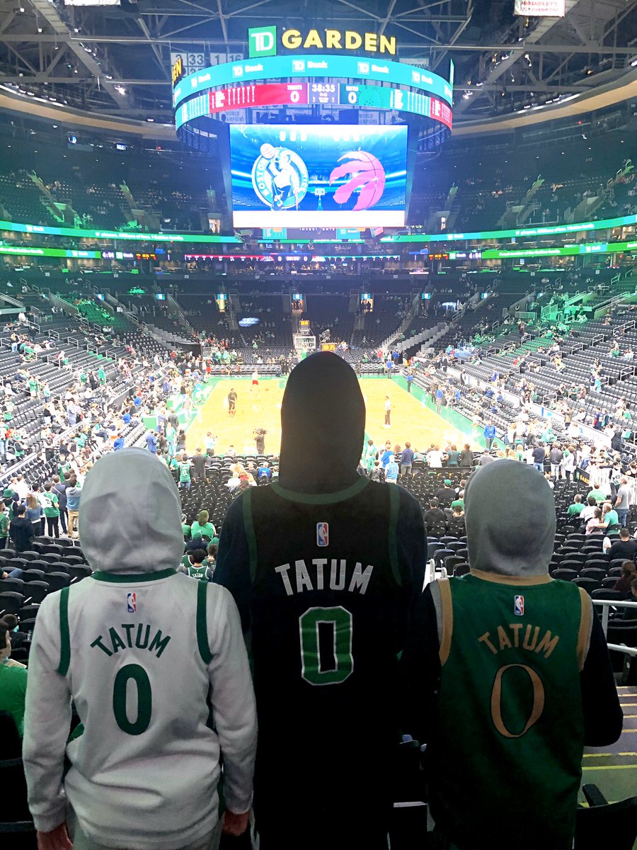 AmyDeschaine's tweet photo. Let’s go @celtics #BleedGreen https://t.co/vyMSZHTod6