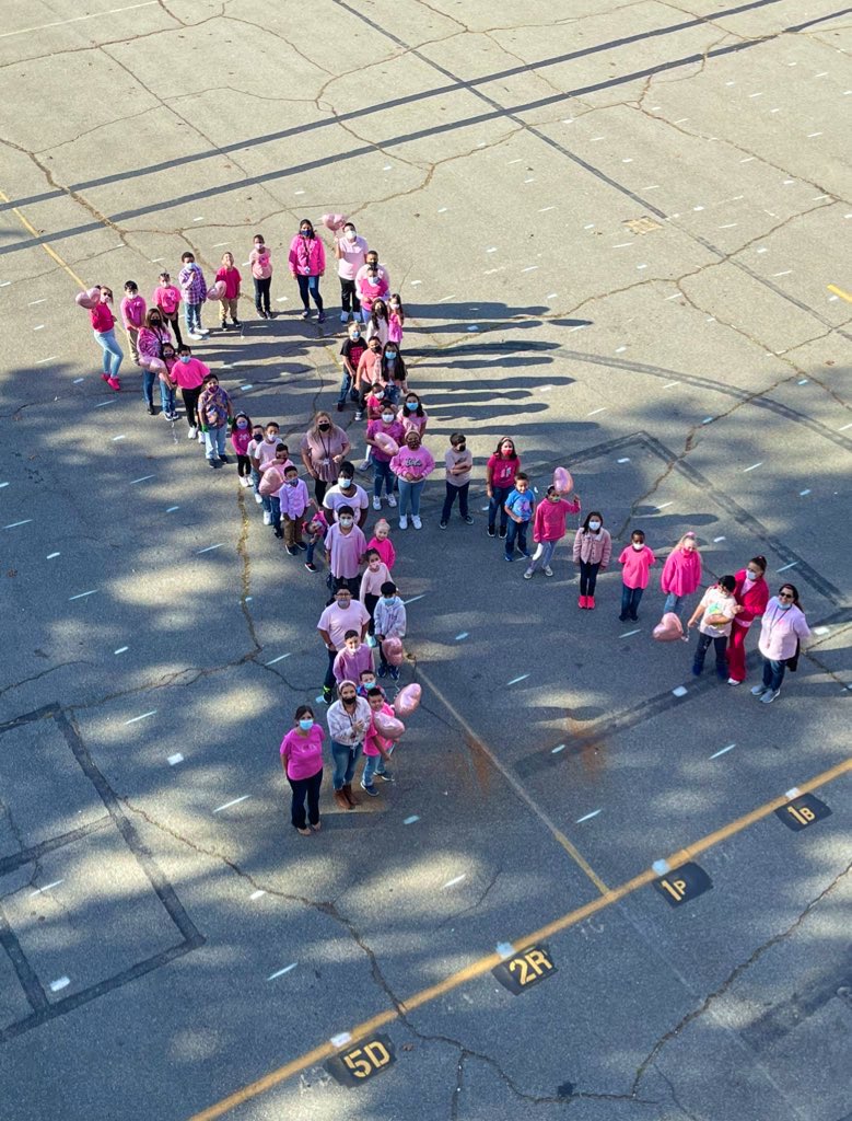 MrsLeardoBHS's tweet photo. A “pink” filled Friday @S5_Belleville dedicated to raising money for breast cancer awareness was the perfect way to end the week! 🎀💓👚@ePerri904 @BPSEngagement @MrD_PE @DonnaGiuliano3 https://t.co/6osKFJafkq