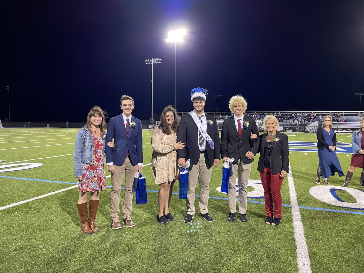 lshspioneers's tweet photo. Congratulations to the 2021 @lshspioneers Homecoming King Court! Shout out to the #hoco2021 King, Nick Del Grande and First Runner-Up, Andrew Reidenbaugh and Second Runner-Up, Chad Royer! #lspioneers #hocoking https://t.co/Bqv22Mwn0l