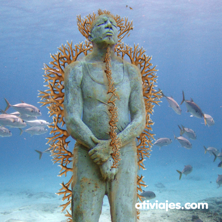 ativiajes's tweet photo. Museo bajo el mar 😱 🐠
El primer museo en el mundo bajo el mar, con más de 500 esculturas sumergidas a casi 10 metros de profundidad. Para visitar este museo debajo del mar Caribeño se puede hacer en embarcaciones de fondo de cristal, nadando con snorkel o buceando.
#atilugares https://t.co/ngwNezQvEP