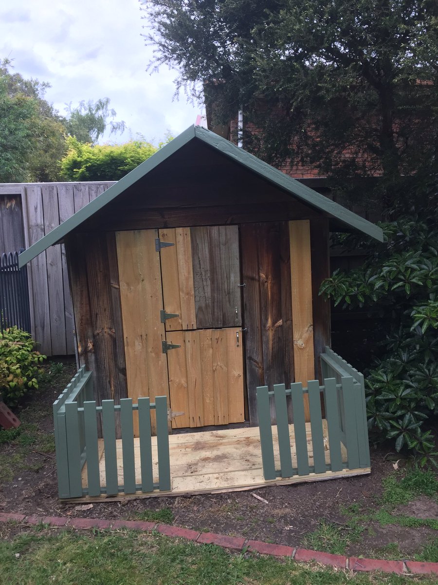 roger3806's tweet photo. After and before shots of my lockdown restoration of our kids’ cubby house - getting it ready for the grandkids. #cubbyhouse #renovation #improvement #children #project #grandkids https://t.co/FBa1hvNGwA