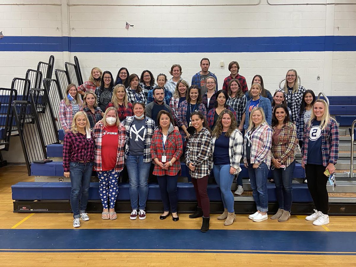 Smith staff filled the halls with flannel today, a wonderful reminder of our departed friend ❤️#FlannelforBrian