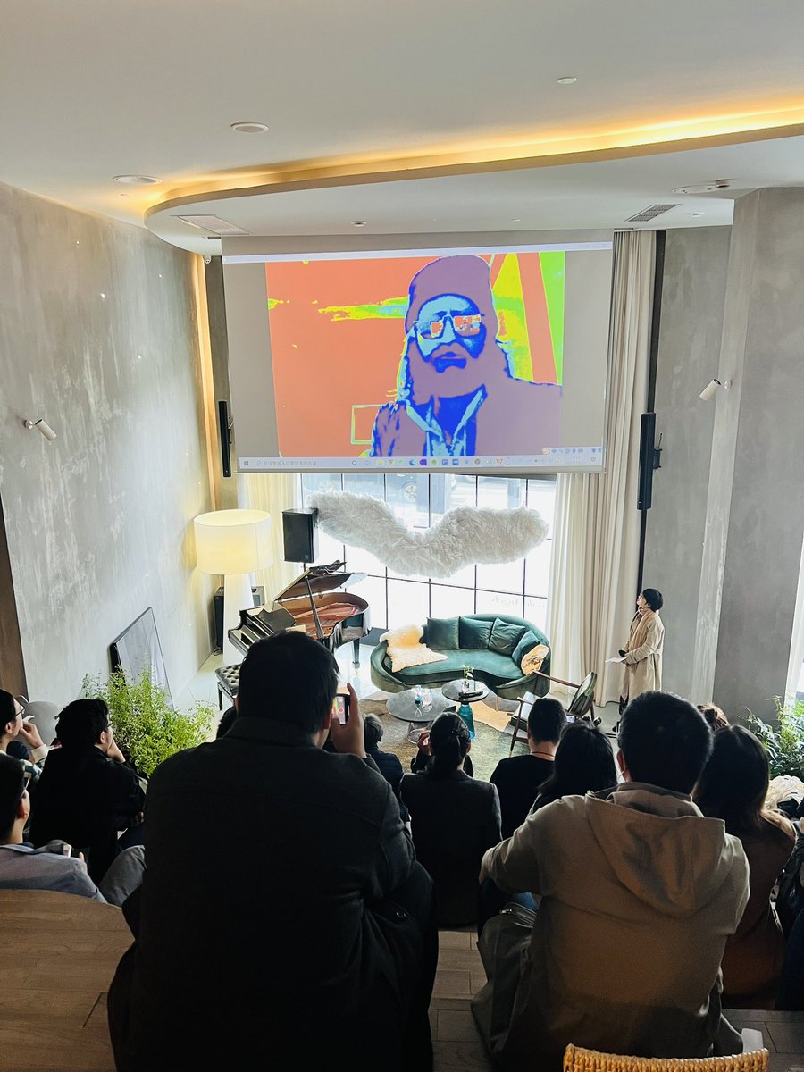 CryptoKitchenCN's tweet photo. Huge successful is the #ShanghaiMetaverseWeek opening forum yesterday! 40+ speakers, 200+ attendees, 5000+ online viewers! @OwnershipLabs @litentry @utu_one @MuseumofCrypto @CryptoC_Labs @masknetwork @decentraland @binance https://t.co/RDfe0jjVn4