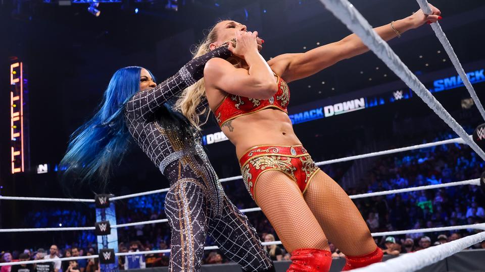 Charlotte Flair And Becky Lynch Exchanged Their Titles On WWE Smackdown 2