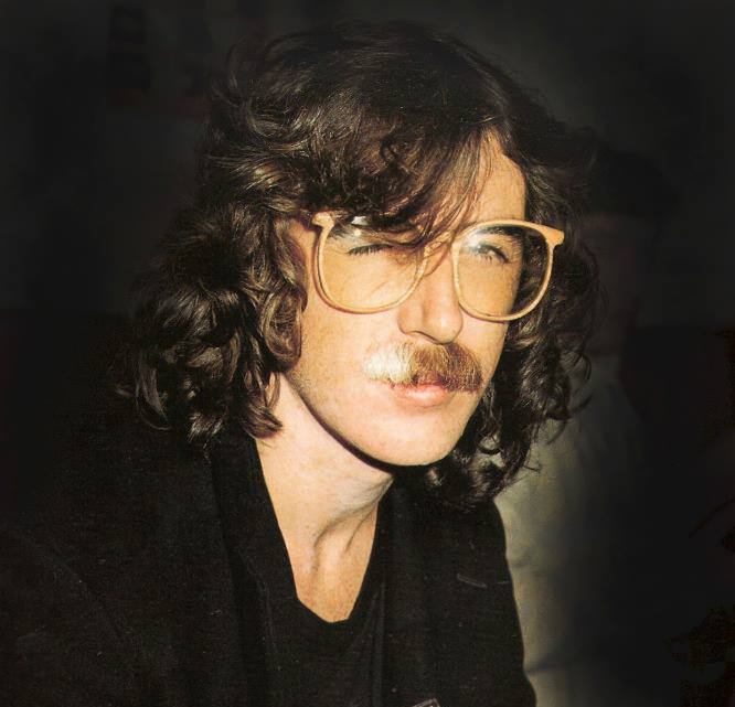 #CharlyCumple70 

Larga vida, Rey...