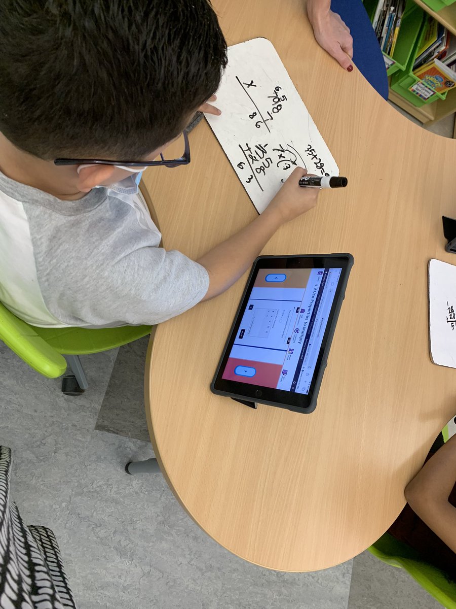 NLMathTeacher's tweet photo. Students in 4F rocked using the distributive property to multiply this week. One day these mathematicians will apply and extend their understanding of arithmetic to solve algebraic expressions. #dynamicclassroom @BigIdeasMath @GreenwichPSMath @NewLebPrincipal @NewLebAP @BethCgps https://t.co/D2oAbJiv0M