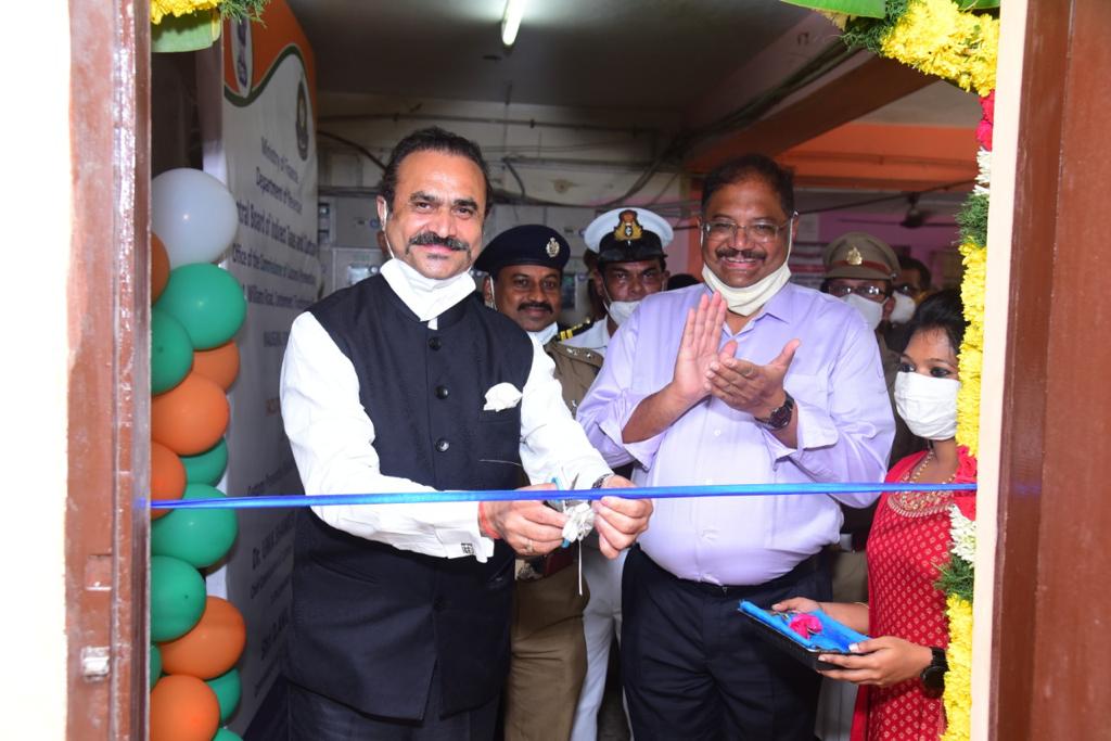 SattvaLogGroup's tweet photo. The Heart of Indian Detroit today by Chief Commissioner of Customs , Tiruchirappalli Dr Uma Shankar IRS in the presence of Shri D Anil IRS commissioner of customs!
This will facilitate faster clearance of export cargo and reducing dwell time to zero ! (2/2) https://t.co/HpBhG3ctgP