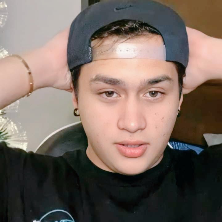 sshishibal's tweet photo. AshTan lang endgame walang titibag sa matatag ✨
#AshTan https://t.co/xfqAKBKsyn