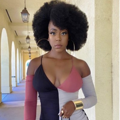 trece504's tweet photo. #NewProfilePic https://t.co/yUFtLzyMpF