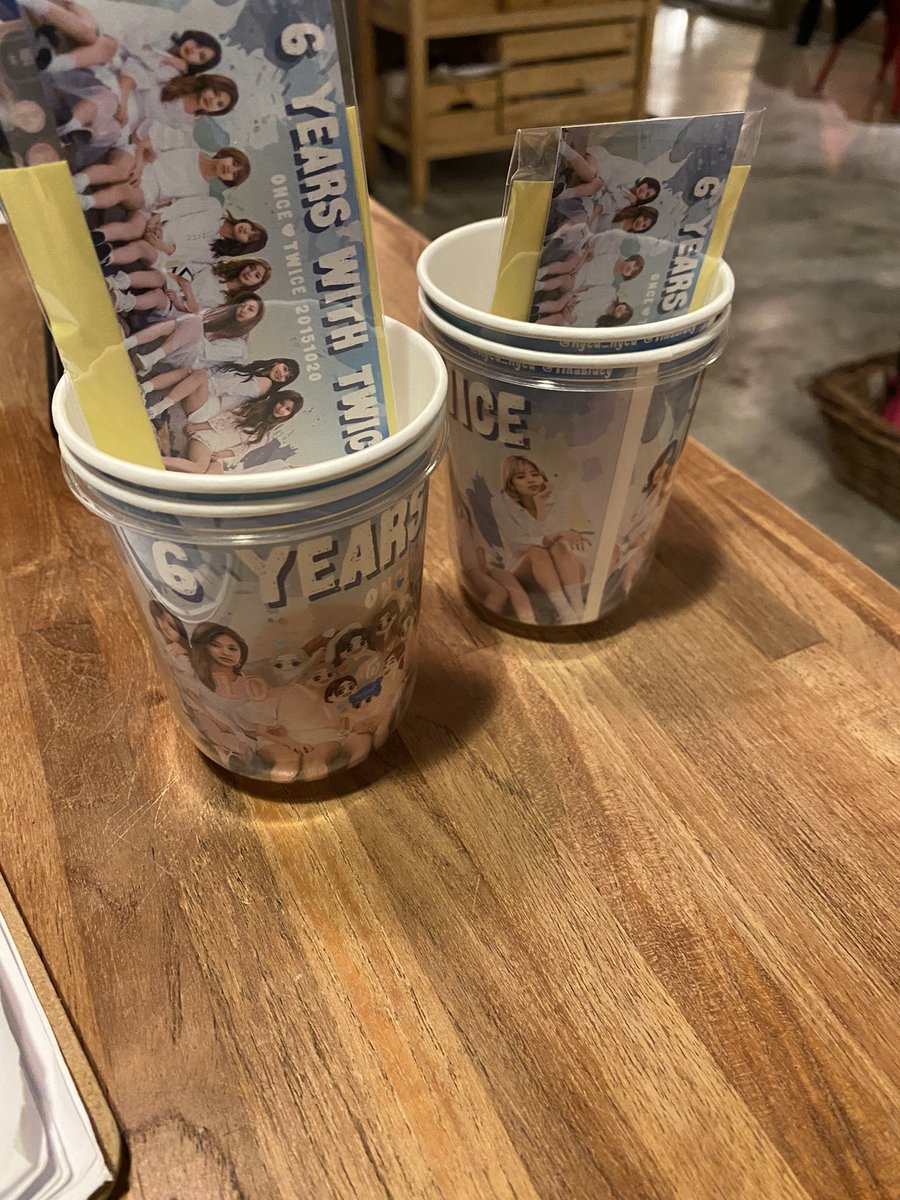 littlestreamhee's tweet photo. 1020的前後就是要到處去踩點啊🤣
感謝主辦讓台灣ONCE可以有地方去感受一下慶祝氛圍🥰🥰
@makeitTWICE9 @TinaBluey 

#ONE_IN_6_MILLION
#6YearsWithTWICE #HAPPY_TWICE_AND_ONCE_DAY https://t.co/U1MGOqNL7z