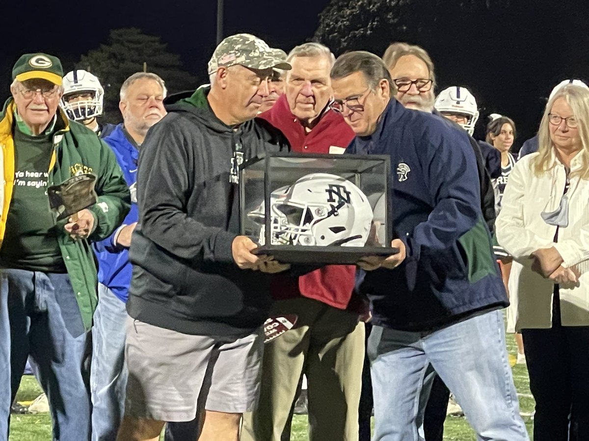 AthleticsNTHS's tweet photo. Tonight we honored coach Bob Spagnoli in his final regular season home game. Thank you Spags for 32 years of coaching, teaching, and memories. #GoTrevs @ntboosterclub @NewTrier203 https://t.co/YjdpEkD6CL