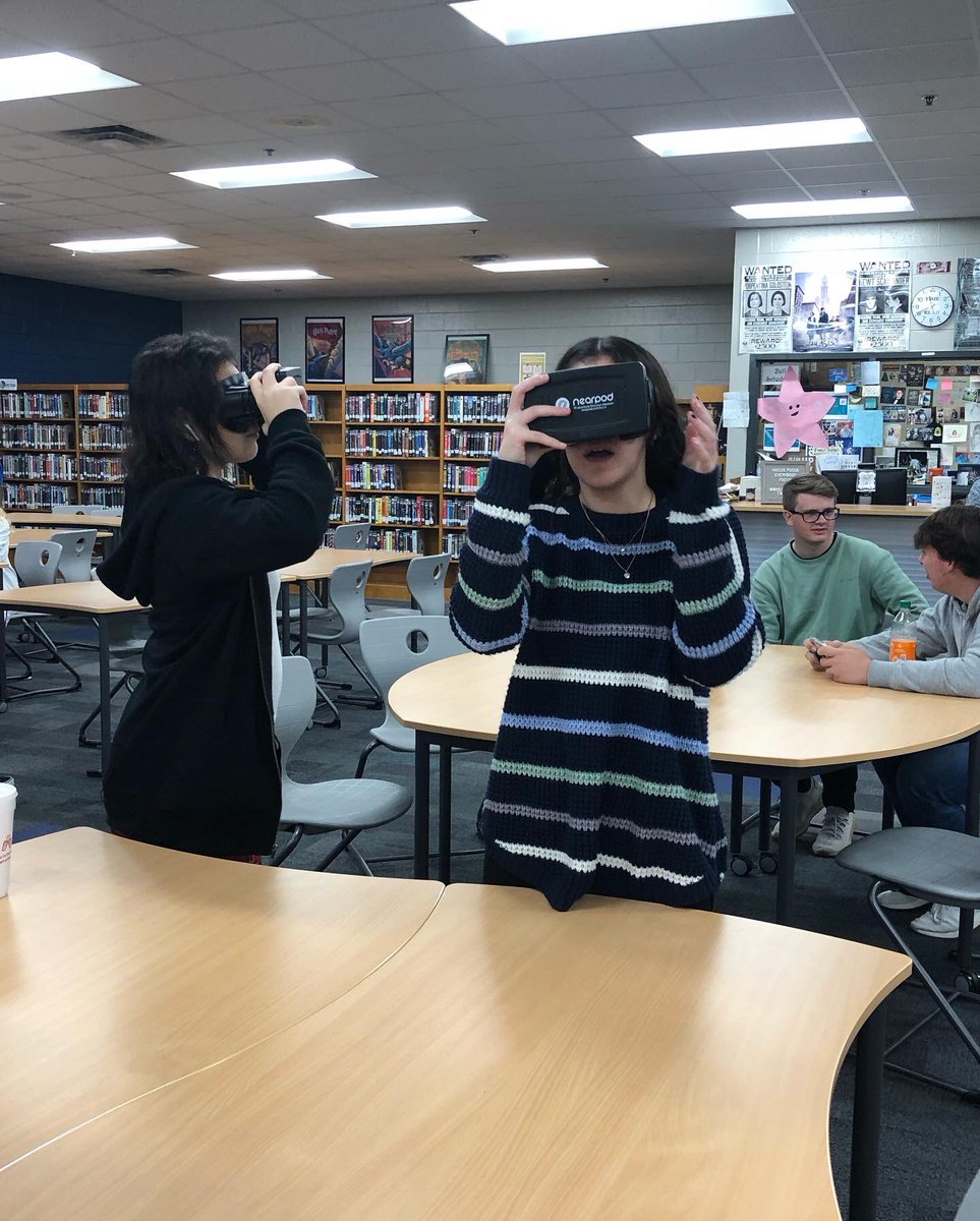 Whhs_SpanishRC's tweet photo. Students travel today through VR visiting beautiful tourist places in Latín America! Colombia, Argentina, Chile, Mexico, Peru, Bolivia, Venezuela, and much more! #learningisfun @WH_Spartans @ruby_rubia @WHSpartanLC @DrHathcock #HispanicHeritageMonth  #langtech https://t.co/f4ulVYkERN