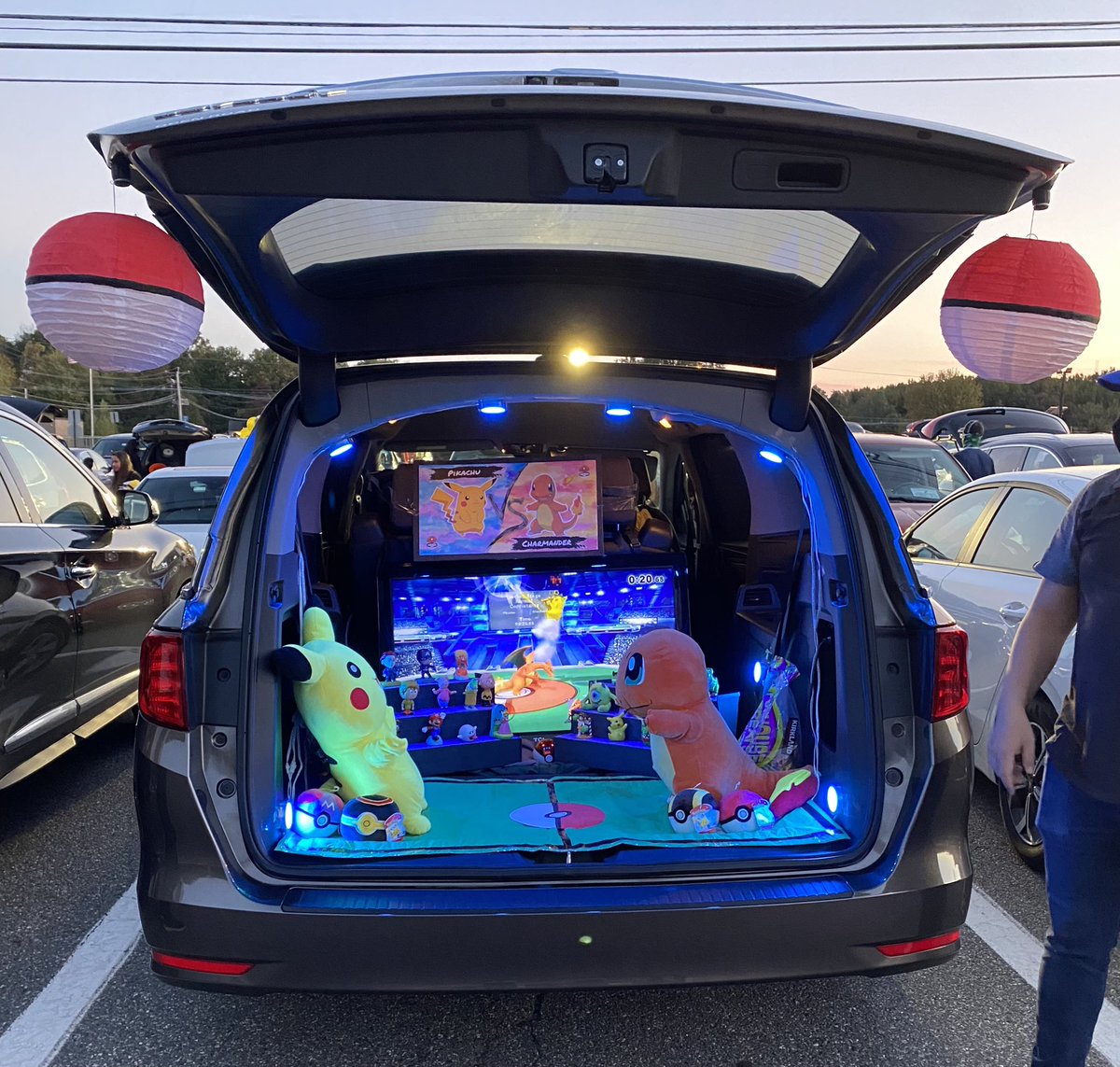 Thank you #jmipto for putting together  the JMI and JMP Trunk or Treat! Such a wonderful event! <a href="/JMI_Edison/">JMI</a> #shinebrightedison