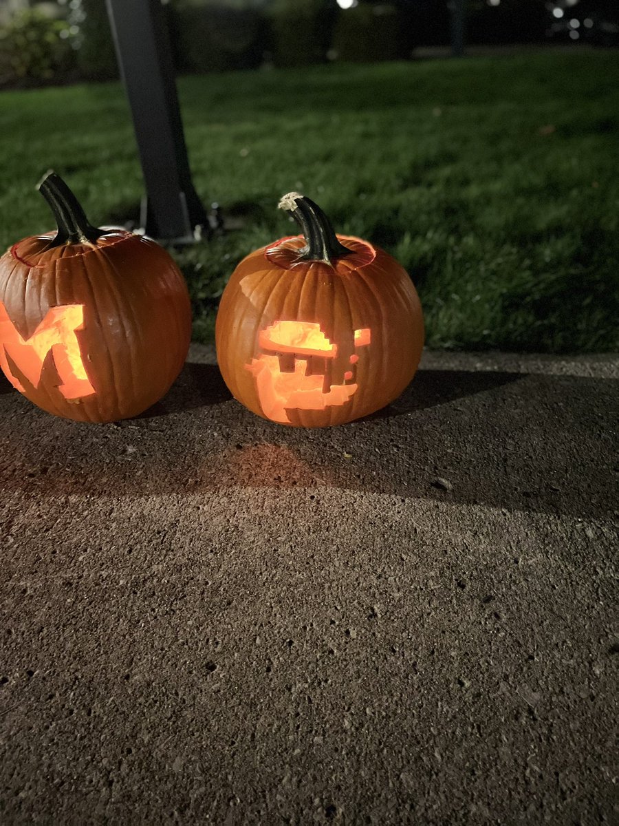 <a href="/darrenrovell/">Darren Rovell</a>  Cryptopumpkin #cryptopumpkin <a href="/Rumplecombat/">Rumple Combat</a>